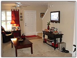 Almost Brand New 3 Bedroom 2 1/2 Bath in Murfreesboro, TN (Photo 2 of 6)