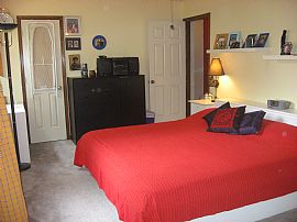 2/2.5 Townhome for Lease, $1045 in Smyrna, GA (Photo 2 of 4)