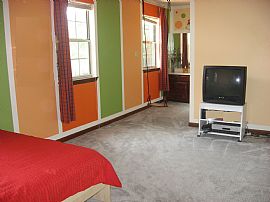 2/2.5 Townhome for Lease, $1045 in Smyrna, GA (Photo 3 of 4)