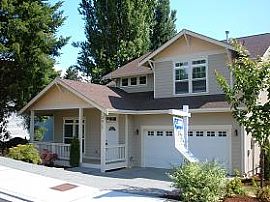 LOCATION! LOCATION! LOCATION! in Renton, WA