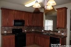 For Rent Beautiful 3 Bedroom 2 bath Fami in San Antonio, TX (Photo 4 of 6)
