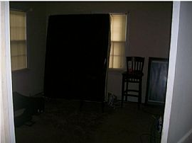 Charming Spacious One Story House in East Point, GA (Photo 5 of 6)