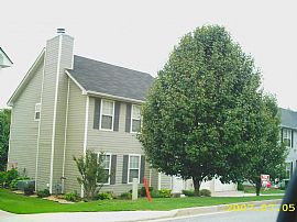 SPACIOUS 3 BD/ 2.5 BA HOME FOR RENT  in Ellenwood, GA (Photo 2 of 5)