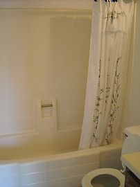 2 Bedroom Condo in Hawaiian Gardens, CA (Photo 6 of 6)