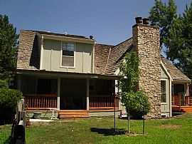 Cottage-Style Home in Gated Community in Aurora, CO (Photo 6 of 6)