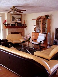 4BR/2BA Single story family home in Westminster, CA (Photo 2 of 3)