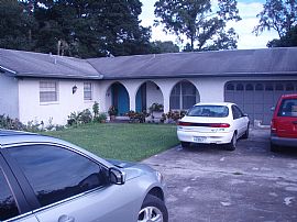 Single Parcialy Furnished Pool Home in Temp Terr, FL