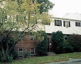 1BR  Condo FREE HEAT/HOT WATER! in Danbury, CT