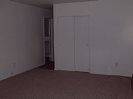 1BR  Condo FREE HEAT/HOT WATER! in Danbury, CT (Photo 5 of 5)