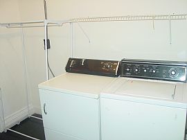 Cute Upstrs. 1 Bdrm. Apt. in Jacksonville, FL (Photo 3 of 6)