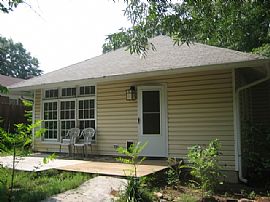 2 bed, 2 bath updated home in East Point in Atlanta, GA (Photo 6 of 6)