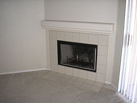 ASU Students Dream! Resort-Style! Gated! in Phoenix, AZ (Photo 6 of 6)