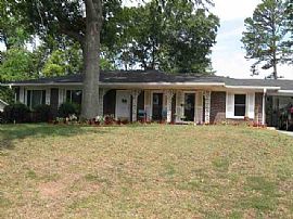 3 Bedroom Brick Ranch home for rent in Anderson, SC