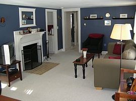 3 bedroom rental in Hyannis, MA (Photo 4 of 6)