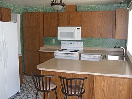 Bothell area Duplex in Bothell, WA (Photo 4 of 6)