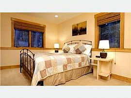 beautiful ocean view villa in Miami Beach, FL (Photo 6 of 6)