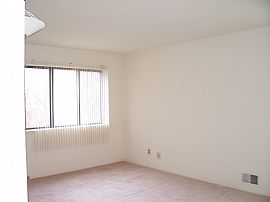 Great location, quiet, safe, spacious co in Cranbury, NJ (Photo 3 of 6)