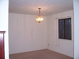 Great location, quiet, safe, spacious co in Cranbury, NJ (Photo 4 of 6)