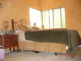 Beautiful Condo in Quiet Neighborhood!! in Hayward, CA (Photo 4 of 4)