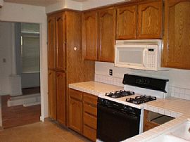 AMAZING 4 bed, 3 bath, 2 car garage home in Tracy, CA (Photo 2 of 6)