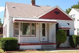 Cute Bungalow for Rent in Hazel Park, MI