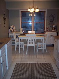 Rancher in great location in Richmond, VA (Photo 4 of 5)