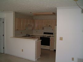 Beautiful 2Br/2 full Bath Condo in Tucker, GA (Photo 3 of 5)
