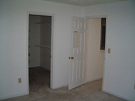 Beautiful 2Br/2 full Bath Condo in Tucker, GA (Photo 4 of 5)