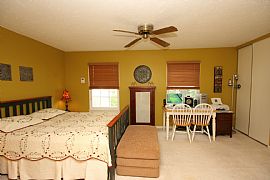 Beautiful townhouse in Germantown, MD (Photo 4 of 6)