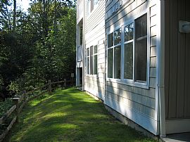 3br/2ba Condo w/ attached 2 car garage - in Lynnwood, WA (Photo 4 of 5)