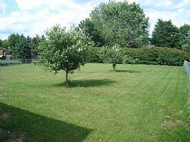 Split Level, Super Clean, Huge Yard! in Shoreview, MN (Photo 2 of 6)