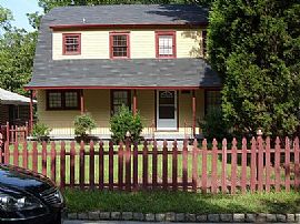 ***In-Town living at It's Best*** in Atlanta, GA