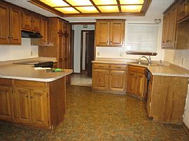 deer cereek school,6816 nw131 ,house16 in Oklahoma City, OK (Photo 2 of 3)