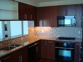 30 MIN COMMUTE WORTH DOUBLE YOUR SPACE? in Manhattan, NY (Photo 2 of 4)