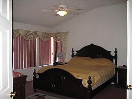 GORGIOUS HOUSE FOR RENT OR SALE in Corona, CA (Photo 6 of 6)