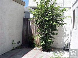 Totally Remodeled 2 Stories Townhouse in San Gabriel, CA (Photo 6 of 6)