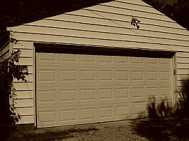 4br - Spacious home for rent   in Indianapolis, IN (Photo 2 of 5)