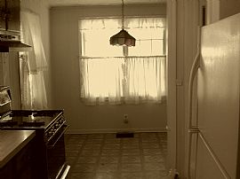 4br - Spacious home for rent   in Indianapolis, IN (Photo 4 of 5)