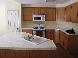 3 BR 2.5 BA PLUS LOFT 1745 SQ FOOT CONDO in Murrieta, CA (Photo 1 of 2)