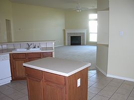 Katy/Fry Rd  3-2-2 Beautiful Home in Katy, TX (Photo 2 of 5)