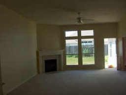 Katy/Fry Rd  3-2-2 Beautiful Home in Katy, TX (Photo 3 of 5)