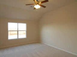 Katy/Fry Rd  3-2-2 Beautiful Home in Katy, TX (Photo 5 of 5)