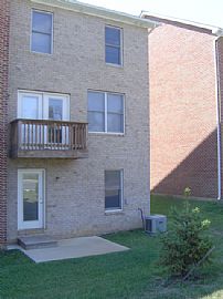 Panborn Park Townhouse in Hagerstown, MD (Photo 2 of 3)