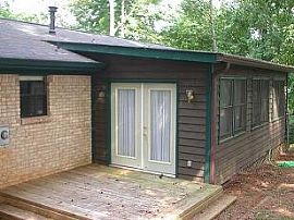 BEAUTIFUL BRICK RANCH WITH FULL BASEMENT in Marietta, GA (Photo 6 of 6)