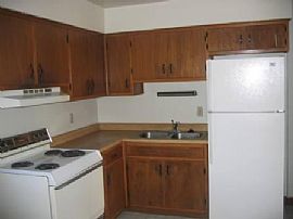 Huge 3 level Townhouse  in Columbus, OH (Photo 2 of 3)