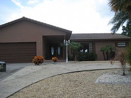 Waterfront Pool Home & Tampa Bay Access in Apollo Beach, FL (Photo 4 of 5)