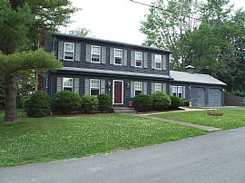 Wonderful Colonial Style Home in Cumberland, RI
