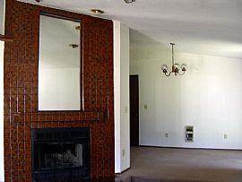 Parker Duplex B in Lacey, WA (Photo 3 of 6)