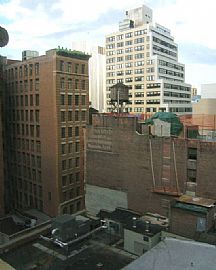 $495 STUDENT SHARE (2) STUDENTS SHARE  in Manhattan, NY (Photo 3 of 6)