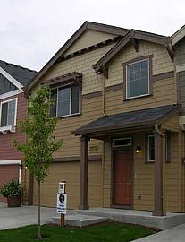 Craftsman Style Townhouse in Vancouver, WA